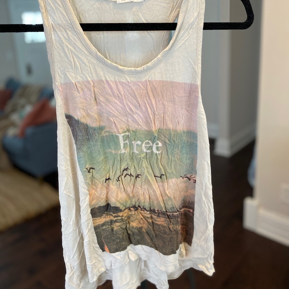 Soprano Graphic Tank - Picture 2 of 2